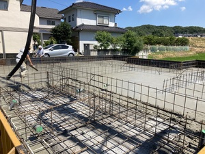 底盤コンクリート打設
