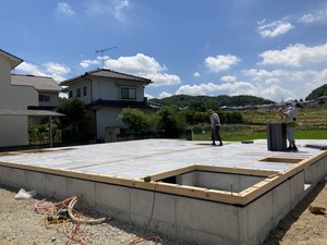 床断熱75㎜充填